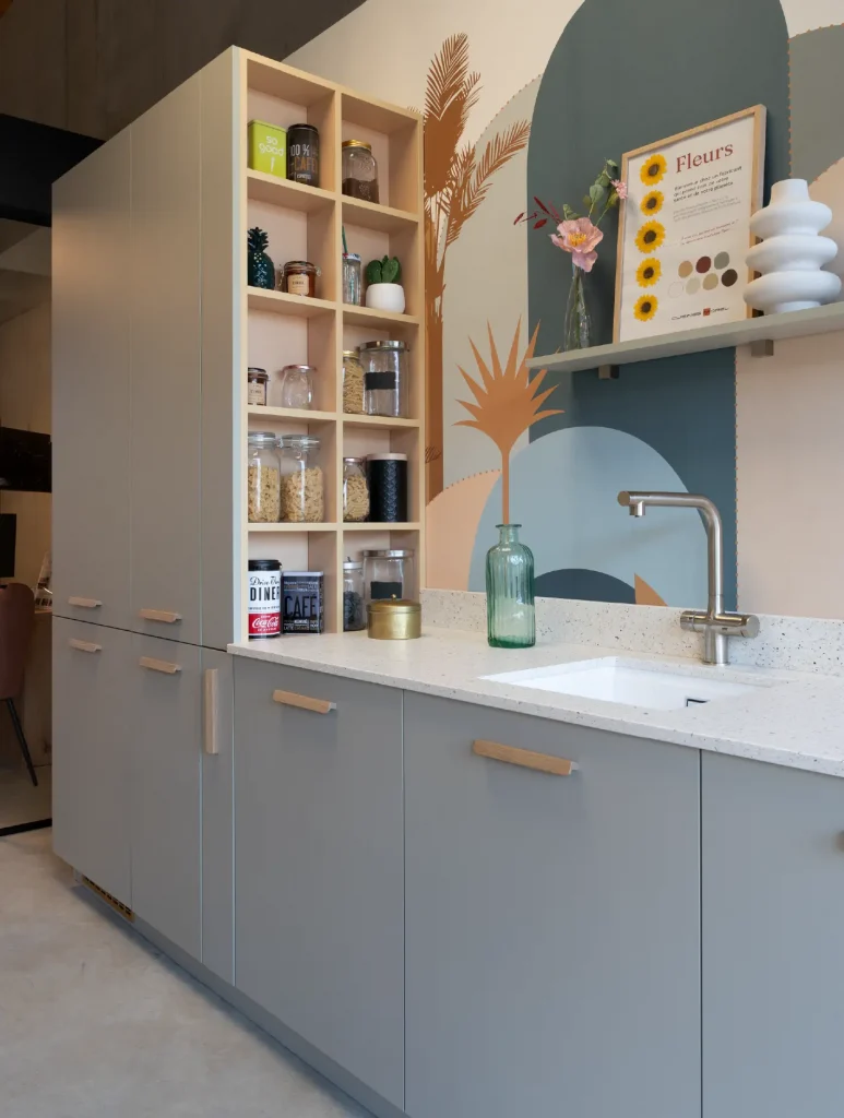 Meuble de rangement de cuisine pour le vrac Bocothèque Morel, issu du modèle Fleurs, la première cuisine biosourcée.
